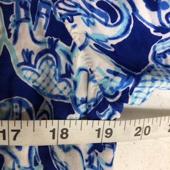 Lilly Pulitzer WILLA TUNIC TOP Women's Size Small Blue White Elephant - Picture 7 of 8